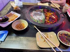 -宽板凳老灶火锅(南礼士路店)