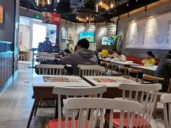 -渝是乎酸菜鱼·川渝小炒(新世界百货望京店)