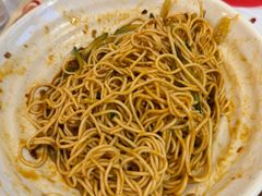 -肥肥虾庄·金牌油焖大虾(汉口城市广场店)