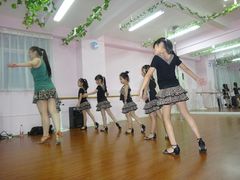 少儿拉丁舞-雅米拉艺术中心(少儿舞蹈培训)