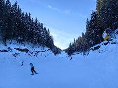 -丝绸之路山地度假区滑雪场