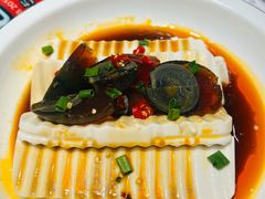 -山河屯铁锅炖·非遗东北菜(南山店)