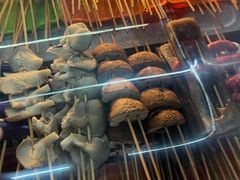 -小魏哥果仁烤面筋