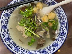 -苏亦铭馄饨店(凤凰西街店)