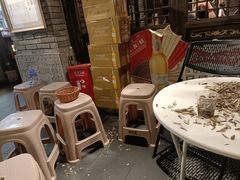 等位区-袁老四重庆老火锅(桐梓坡店)