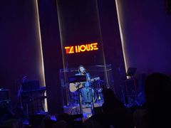 -TZ House音乐现场(来福士中心店)