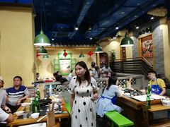 大堂-两三事小郡肝串串香火锅(桂庙店)