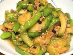 家乡青茄子-老板很二(吉大店)