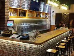 -麦落精酿啤酒餐吧(先农大院店)
