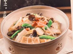 新罗汉斋-京味斋·北京烤鸭(华威桥北工大店)