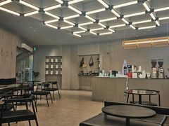 -M Stand(南京紫峰大厦店)