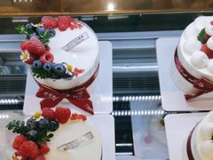-花花卷卷·鲜食蛋糕(静安久光百货店)