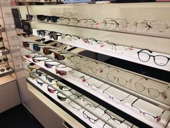 -LensCrafters亮视点(东方新天地店)
