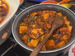 -川流不息·地道川菜·小龙虾(松东路店)