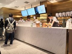 -奈雪的茶(湖滨银泰in77C区PRO店)