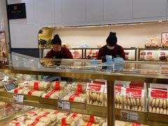 面包甜点陈列柜-清真全盛斋传统糕点(高新中大店)