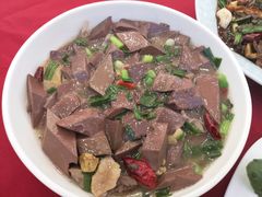 -侬佳蒸菜馆(听潮店)