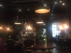-黑草莓(重庆路店)