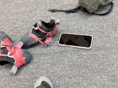 -问山MountQuest攀岩馆