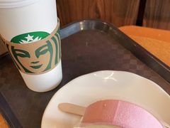 -星巴克臻选(南京金茂览秀城店)