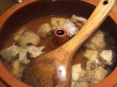 -云海肴·汽锅鸡·云南菜(天山百盛优客店)