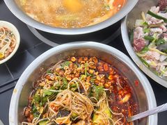 -周良天山牛杂城(天山路总店)