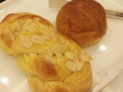 -皇冠 · 玛莉奥(丽江店)