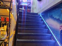 -沪上名羊天下•烤羊腿•东北烧烤•小龙虾(浦东直营总店)