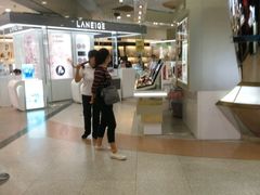 -上海置地广场(南京东路店)