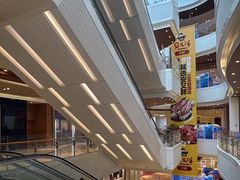 -暴风岛沉浸式体验馆(百联世纪店)