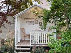 -Jo's Garden