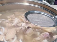 -烹然四季椰子鸡火锅(姚家园万象汇店)
