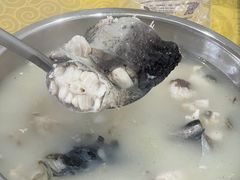 -雪湖煜辰鱼头老店(雪野湖店)