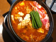 自家制辣白菜火锅-笑福亭料理小馆(解放碑店)
