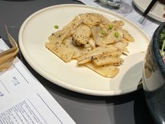 松露酱炒笋尖-小大董·烤鸭(观景餐厅·南京西路店)