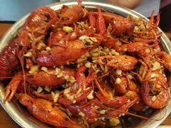 -琥珀老六龙虾(四里河店)
