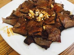 -溢心园香河肉饼总店