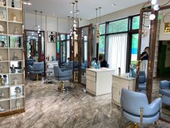 -MY WAY SALON