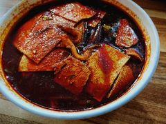 红油米线-老字号杨坡红油米线腊汁肉夹馍(东四道巷店)