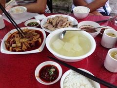 -相聚青山餐厅(阎河路店)