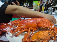 -三亚火车头万人海鲜广场