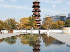 -龙华寺