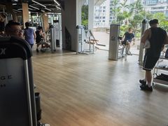 -威克健身游泳(万菱汇店)