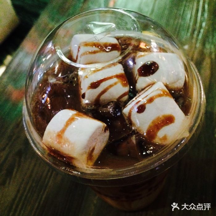 黑糖摩卡小怪兽