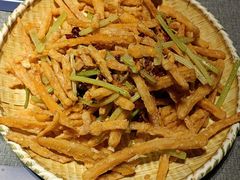 -鑫小城故事·砂锅·排骨藕汤(兴业路店)