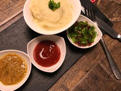 -HIGH FIVE哈福手工汉堡(桂林路店)