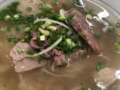生牛肉pho-Pho Hoa Pasteur