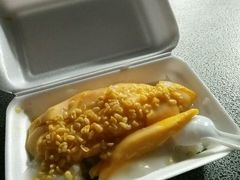 -芒果糯米饭摊子