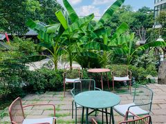 -Cafe In Little Forest