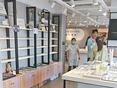 -瑞司视光眼镜·蔡司战略合作眼镜店(新街口店)